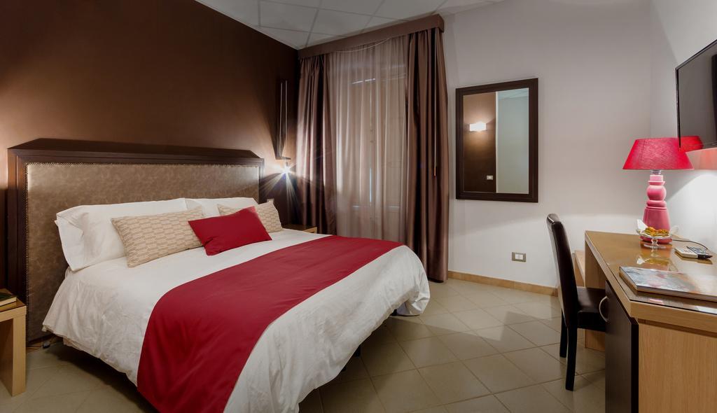Hotel Moderno Trapani Bagian luar foto