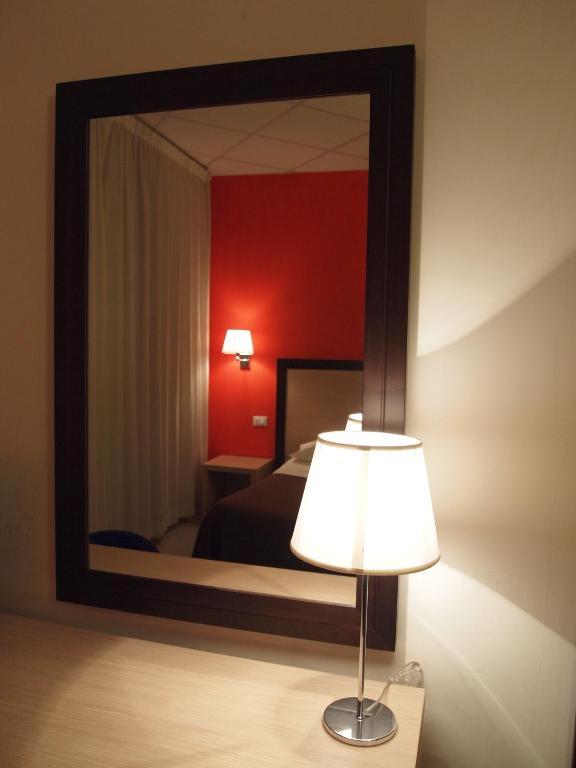 Hotel Moderno Trapani Bagian luar foto